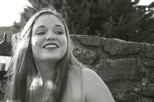 321173_2008820616281_900156723_n